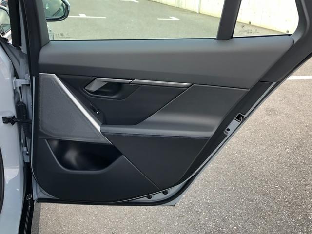 5シリーズ 523d xDriveツーリング Mスポーツ 2年保証付 ドライビングPKG 20AW HUD ウッドパネル 黒合皮 インテリアカメラ 電動トランク 電動シートH前後 全周囲 地デジ ワイヤレスC アンビエント デモカー 禁煙車 認定中古車(23枚目)