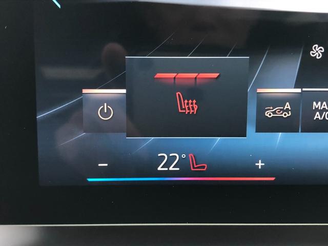 1シリーズ 120 2年保証付 HUD 黒合皮 H/K 電動シートH 全周囲 プライバシーG アンビエント ACC インテリアカメラ 前後PDC ミラー警告 電動ゲート ナビタッチ ワイヤレスCコンフォートA 認定中古車(37枚目)