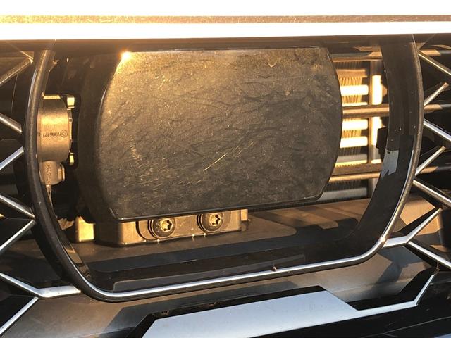 3シリーズ 320i Mスポーツ 2年保証付 カーブドD HUD 全周囲 電動シートH 電動ゲート アンビエント ワイヤレスC 前後PDC アルミパネル コンフォートPKG ドラレコ前後 18AW 下取車ワンオーナー 禁煙車認定中古車(67枚目)