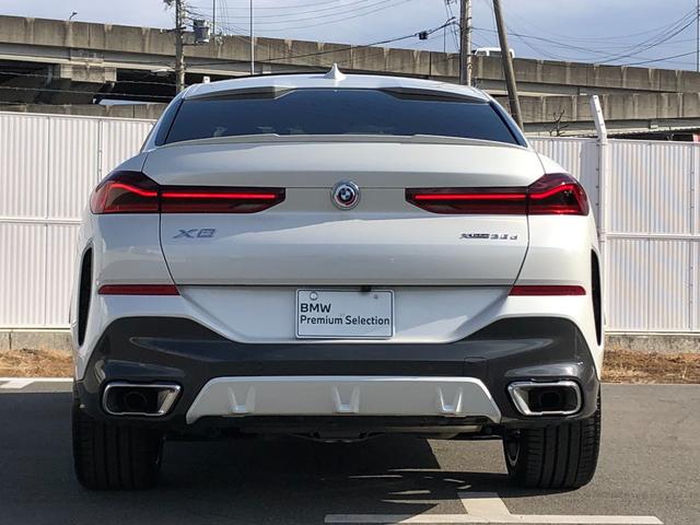 X6 xDrive 35d Mスポーツ 2年保証付 パノラマ H/K 黒革 Mブレーキ Vシート H&Cホルダー HUD ウッドP ステアリングH クリスタルノブ ドラレコ前後 21AW 弊社下取り車 禁煙車 認定中古車(8枚目)