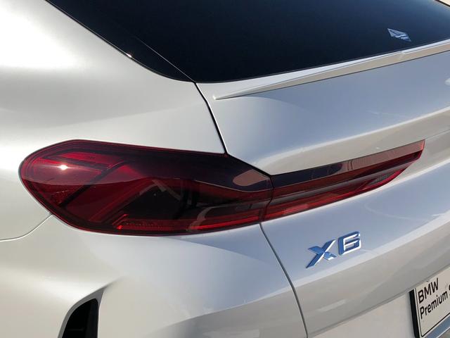 X6 xDrive 35d Mスポーツ 2年保証付 パノラマ H/K 黒革 Mブレーキ Vシート H&Cホルダー HUD ウッドP ステアリングH クリスタルノブ ドラレコ前後 21AW 弊社下取り車 禁煙車 認定中古車(17枚目)