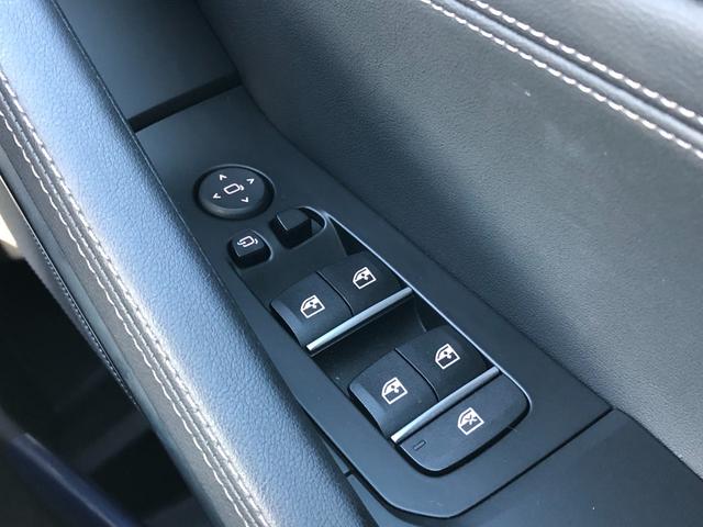 X6 xDrive 35d Mスポーツ 2年保証付 パノラマ H/K 黒革 Mブレーキ Vシート H&Cホルダー HUD ウッドP ステアリングH クリスタルノブ ドラレコ前後 21AW 弊社下取り車 禁煙車 認定中古車(52枚目)