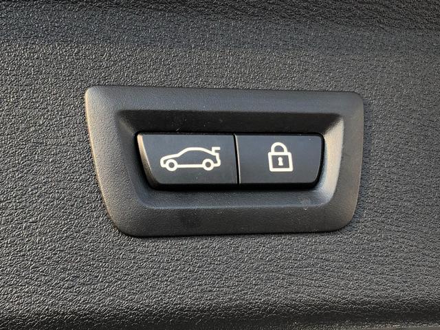 X1 sDrive 18i xライン コンフォートPKG 電動ゲート ドラレコ前後 ドアバイザー CDスロット 純正ナビ ブラックパネル アンビエント バックカメラ PDC 18AW 弊社下取り車 禁煙車(16枚目)