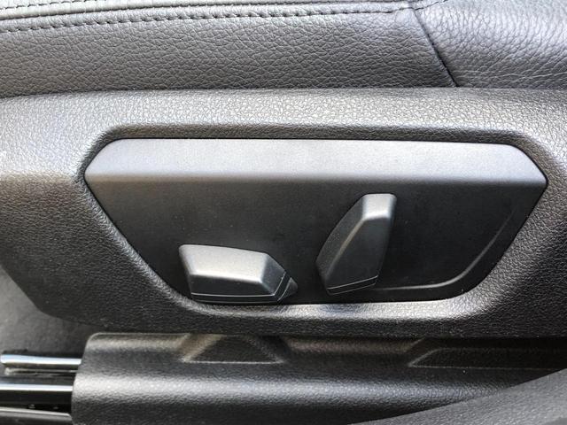 ３シリーズ ３２０ｉラグジュアリー　ＡＣＣ　黒革　電動シートＨ　ウッドＰ　アンビエント　リアＰＤＣ　バックカメラ　車線逸脱　追突警告　純正ナビ　コンフォートＡ　キセノンヘッドライト　１７ＡＷ　弊社下取り車　ワンオーナー　禁煙車（45枚目）