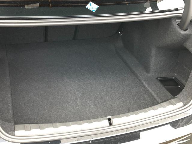 ３シリーズ ３２０ｉ　Ｍスポーツ　ＡＣＣ　電動シートヒーター　全周囲　　１９ＡＷ　　アンビエント　ワイヤレス充電　アルミパネル　ＬＥＤ　コンフォートＡ　前後ＰＤＣ　ミラー警告　リアフィルム　　弊社下取り車　ワンオーナー　禁煙車（16枚目）