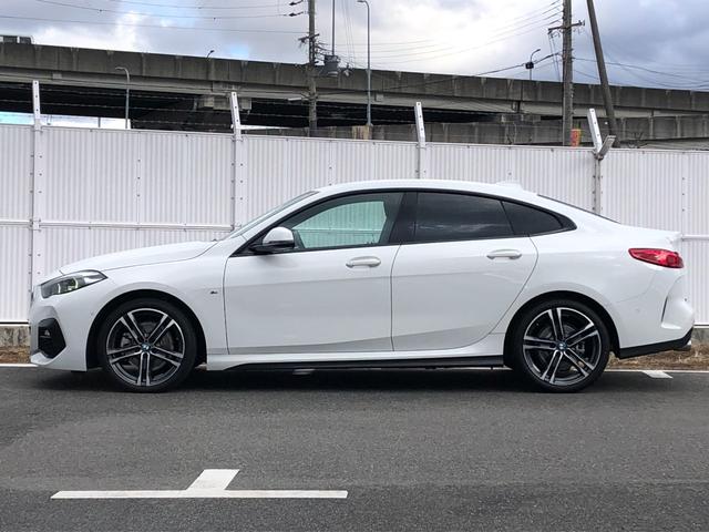 ２シリーズ ２１８ｉグランクーペ　Ｍスポーツ　２年保証付　ＡＣＣ　電動シート　アンビエント　タッチナビ　前後ＰＤＣ　ワイヤレス充電　リアフィルム　ＬＥＤ　コンフォートＡ　１８ＡＷ　弊社下取り車　ワンオーナー　禁煙車　認定中古車（6枚目）