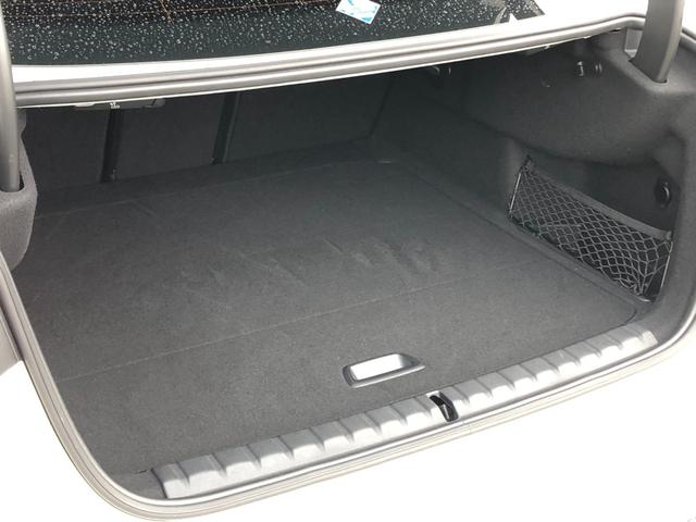 ２シリーズ ２１８ｉグランクーペ　Ｍスポーツ　２年保証付　ＡＣＣ　電動シート　アンビエント　タッチナビ　前後ＰＤＣ　ワイヤレス充電　リアフィルム　ＬＥＤ　コンフォートＡ　１８ＡＷ　弊社下取り車　ワンオーナー　禁煙車　認定中古車（16枚目）