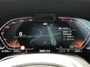 『運転』に対するBMWのこだわりはメーターパネルにも表れております。視野性の良いメーターパネルは疲労感の軽減と、運転の楽しさをもたらしてくれます。