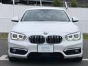 BMW純正17インチホイール。洗練されたデザインで、足元の個性を引き立てます。