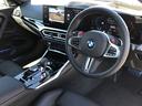 BMW 伝統のコックピットはドライバー志向で設計され、人間工学を駆使し、細部に到るまで設計されたコックピットを実現しました。