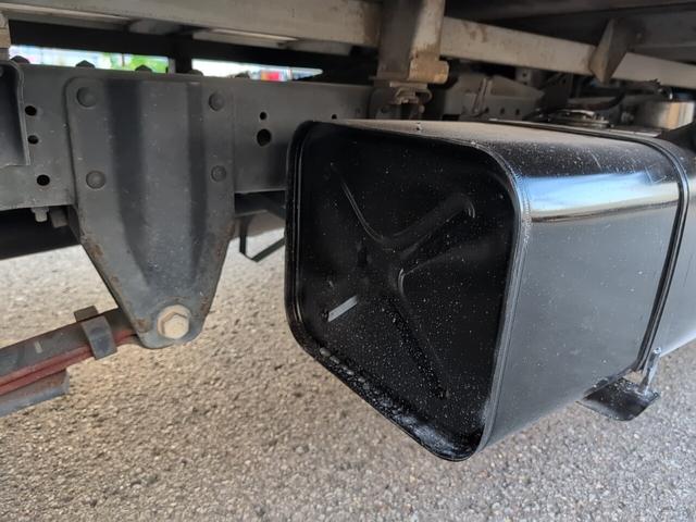 アトラストラック フルスーパーローDX カスタムグレード!トラック! 1.5トン積載! 低床! ディーゼルターボ! 全長4690 幅1690 荷台寸法3100 1600 5MT! 三方開き!(32枚目)