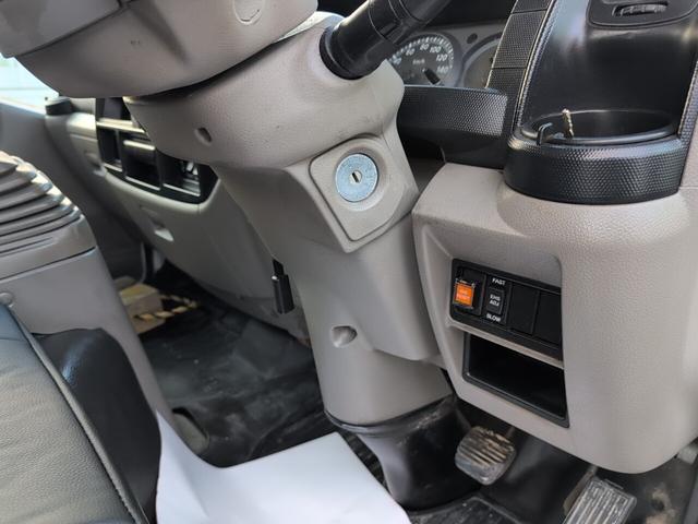 アトラストラック フルスーパーローDX トラック!平ボディ!1.5トン積載! 低床! ディーゼルターボ! 全長4690 幅1690 荷台寸法3100 1600 5MT! 三方開き!(49枚目)