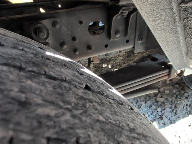 アトラストラック WキャブフルスーパーローDX 4WD! Wキャブ! トラック 1150積載! 低床! ディーゼルターボ! 全長4690 幅1690 荷台寸法2100 1600 5MT! 三方開き!(32枚目)