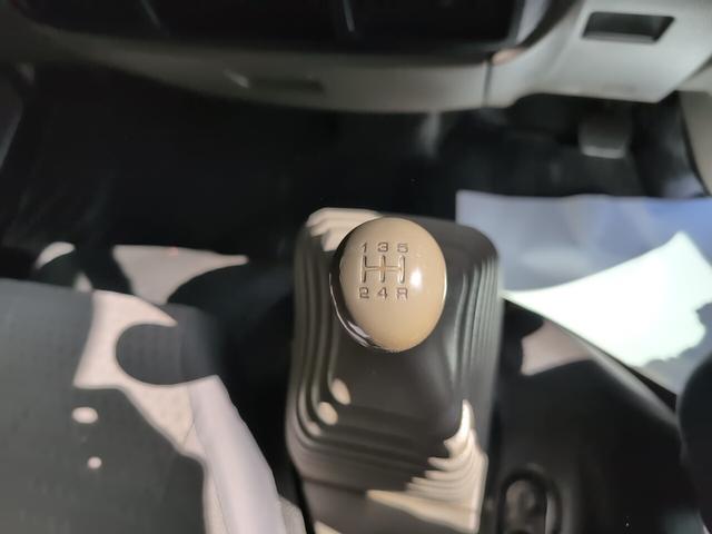 アトラストラック WキャブフルスーパーローDX 4WD! Wキャブ! トラック 1150積載! 低床! ディーゼルターボ! 全長4690 幅1690 荷台寸法2100 1600 5MT! 三方開き!(65枚目)