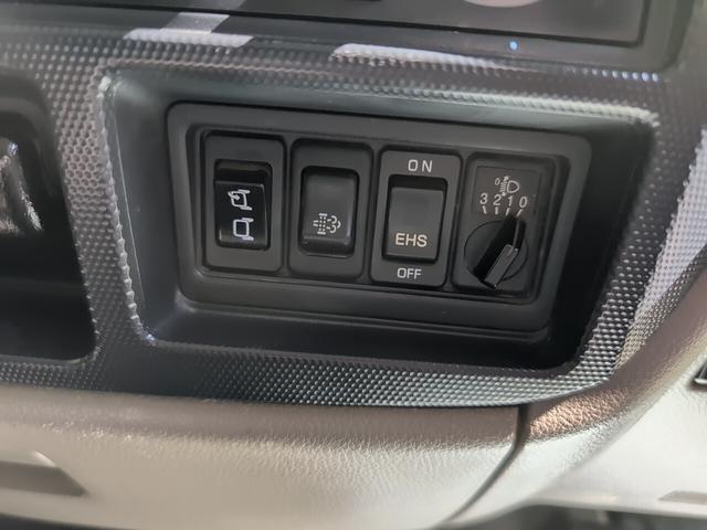 アトラストラック WキャブフルスーパーローDX 4WD! Wキャブ! トラック 1150積載! 低床! ディーゼルターボ! 全長4690 幅1690 荷台寸法2100 1600 5MT! 三方開き!(66枚目)