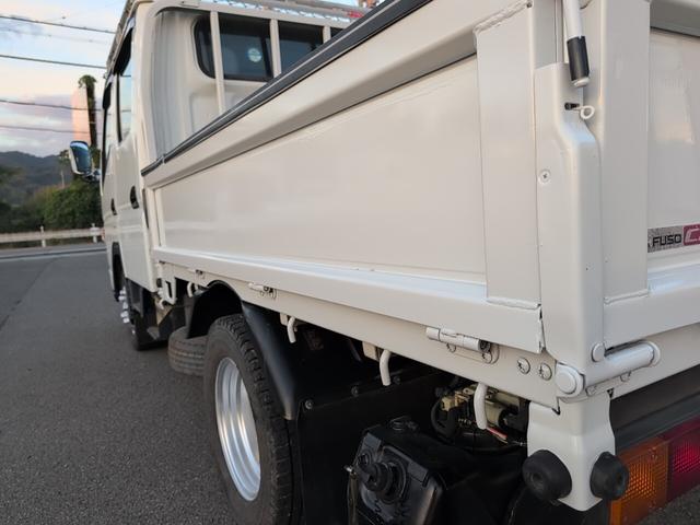 キャンター Ｗキャブ全低床　２トン積載！　Ｗキャブ！　トラック　低床！　ディーゼルターボ！　全長４６９０　幅１６９０　荷台寸法２１００　１６００　６ＡＴ！　三方開き！（28枚目）