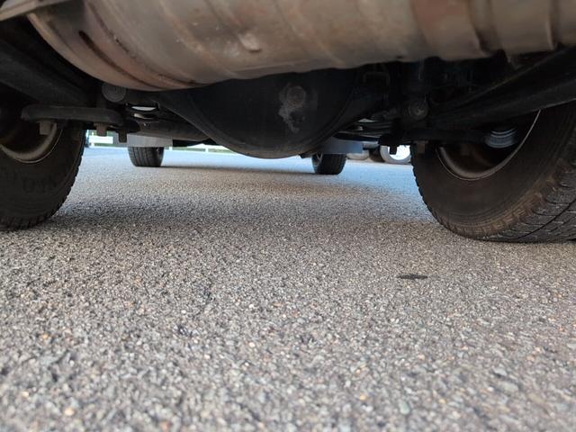 キャンター Ｗキャブ全低床　２トン積載！　Ｗキャブ！　トラック　低床！　ディーゼルターボ！　全長４６９０　幅１６９０　荷台寸法２１００　１６００　６ＡＴ！　三方開き！（31枚目）