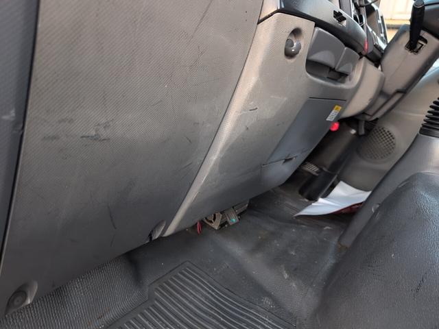 エルフトラック フルフラットロー 車検付き!2トン積載! 低床! ディーゼルターボ!トラック! 全長4690 幅1690 荷台寸法3100 1600 5MT! 三方開き!(41枚目)