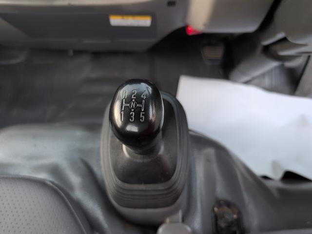 エルフトラック フルフラットロー 車検付き!2トン積載! 低床! ディーゼルターボ!トラック! 全長4690 幅1690 荷台寸法3100 1600 5MT! 三方開き!(59枚目)