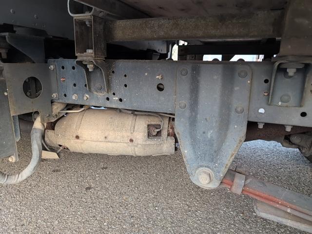 アトラストラック ＷキャブフルスーパーローＤＸ　Ｗキャブ！１２５０積載！　フルスーパーロー！　ディーゼルターボ！トラック　　全長４６９０　幅１６９０　荷台寸法２１００　１６００　５ＭＴ！　三方開き！（36枚目）