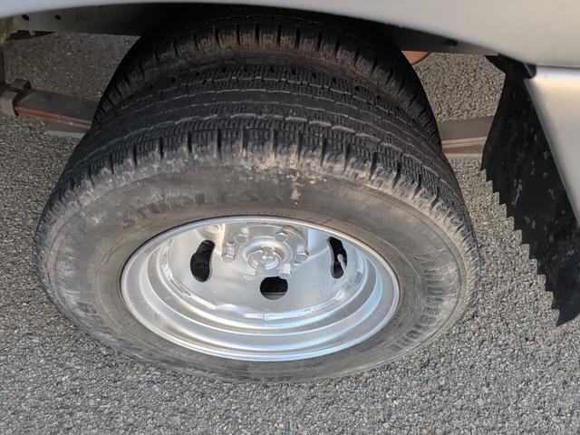 アトラストラック ＷキャブフルスーパーローＤＸ　Ｗキャブ！１２５０積載！　フルスーパーロー！　ディーゼルターボ！トラック　　全長４６９０　幅１６９０　荷台寸法２１００　１６００　５ＭＴ！　三方開き！（37枚目）