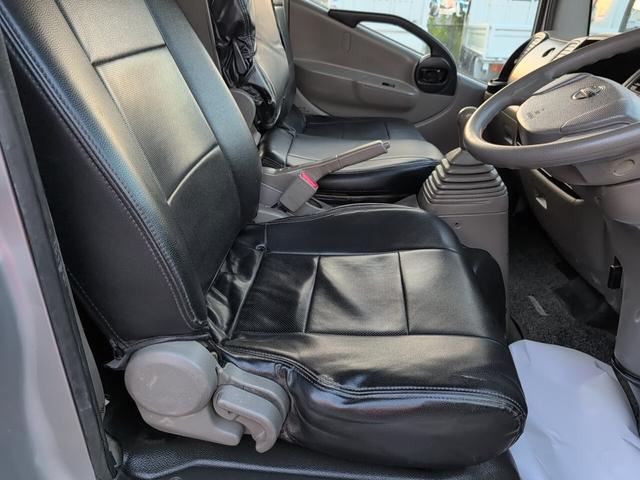 アトラストラック ＷキャブフルスーパーローＤＸ　Ｗキャブ！１２５０積載！　フルスーパーロー！　ディーゼルターボ！トラック　　全長４６９０　幅１６９０　荷台寸法２１００　１６００　５ＭＴ！　三方開き！（60枚目）