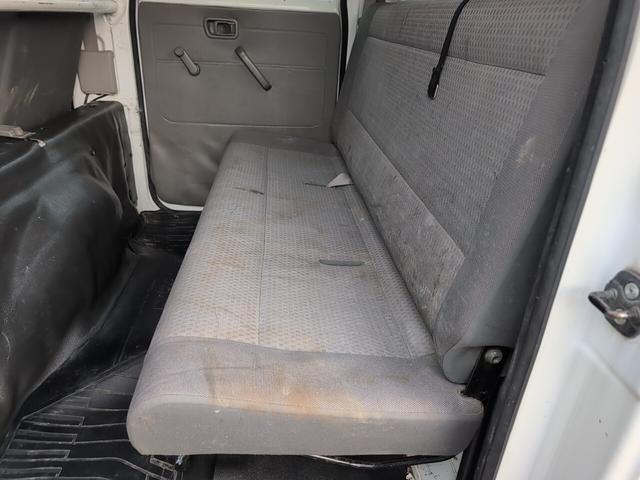 アトラストラック ＷキャブショートフルスーパーローＤＸ　４ＷＤ　１１５０キロ積載！　低床！　ディーゼルターボ！　全長４５７０　幅１６９０　荷台寸法２０００　１６００　５ＭＴ！　三方開き！（44枚目）