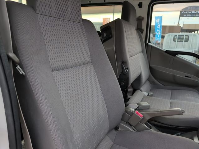 アトラストラック ＷキャブショートフルスーパーローＤＸ　４ＷＤ　１１５０キロ積載！　低床！　ディーゼルターボ！　全長４５７０　幅１６９０　荷台寸法２０００　１６００　５ＭＴ！　三方開き！（65枚目）