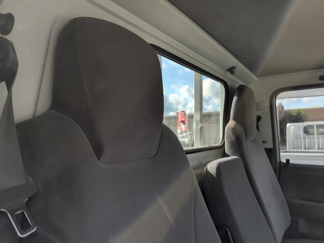 タイタントラック フルワイドロー　イスズＯＥＭ！１．５トン積載！　低床！　ディーゼルターボ！　全長４６９０　幅１６９０　荷台寸法３１００　１６００　５ＭＴ！　三方開き！（52枚目）