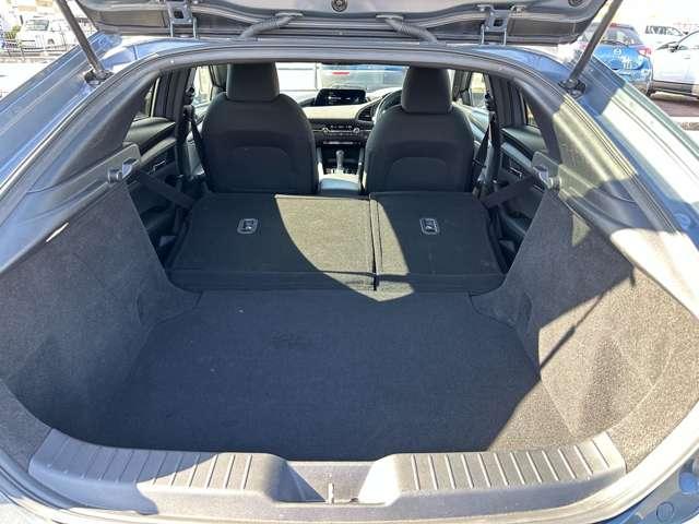 ＭＡＺＤＡ３ファストバック ２．０　２０Ｓ　プロアクティブ　ツーリング　セレクション　純正ナビ　バックカメラ　ＥＴＣ（18枚目）