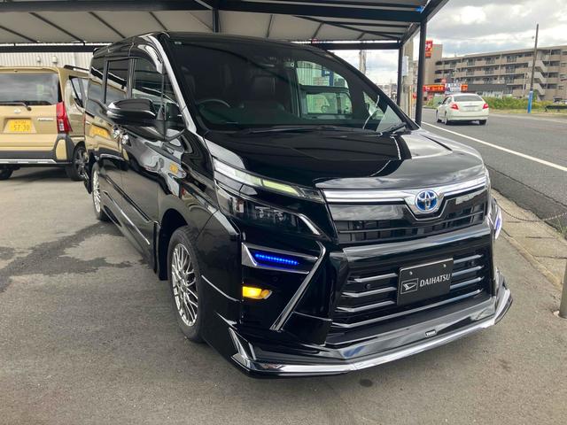 ヴォクシー ハイブリッドＺＳ　煌ＩＩＩ　ドライブレコーダー　ＥＴＣ　バックカメラ　ナビ　クリアランスソナー　オートクルーズコントロール　レーンアシスト　衝突被害軽減システム　両側電動スライドドア　オートマチックハイビーム　オートライト（13枚目）