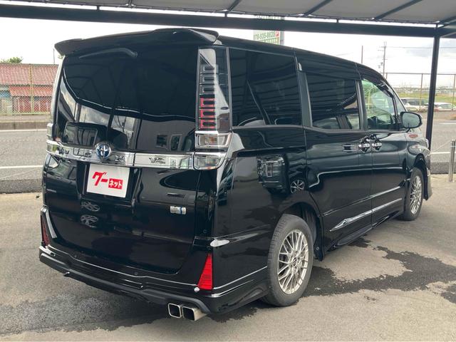 ヴォクシー ハイブリッドＺＳ　煌ＩＩＩ　ドライブレコーダー　ＥＴＣ　バックカメラ　ナビ　クリアランスソナー　オートクルーズコントロール　レーンアシスト　衝突被害軽減システム　両側電動スライドドア　オートマチックハイビーム　オートライト（15枚目）