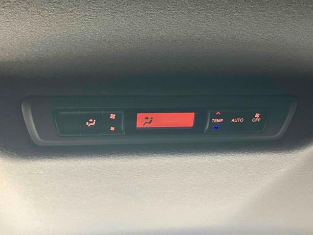 ヴォクシー ハイブリッドＺＳ　煌ＩＩＩ　ドライブレコーダー　ＥＴＣ　バックカメラ　ナビ　クリアランスソナー　オートクルーズコントロール　レーンアシスト　衝突被害軽減システム　両側電動スライドドア　オートマチックハイビーム　オートライト（43枚目）