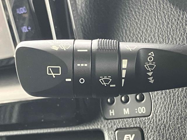 ヴォクシー ハイブリッドＺＳ　煌ＩＩＩ　ドライブレコーダー　ＥＴＣ　バックカメラ　ナビ　クリアランスソナー　オートクルーズコントロール　レーンアシスト　衝突被害軽減システム　両側電動スライドドア　オートマチックハイビーム　オートライト（46枚目）