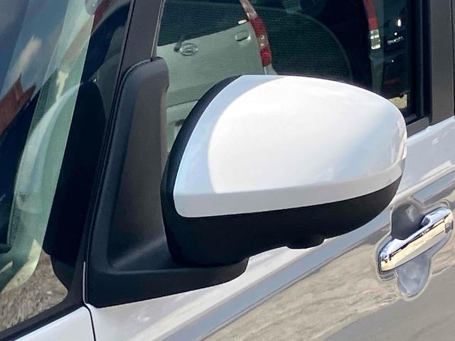 ムーヴキャンバス ストライプスＧ　バックカメラ　両側電動スライドドア　クリアランスソナー　レーンアシスト　衝突被害軽減システム　オートライト　ＬＥＤヘッドランプ　スマートキー　アイドリングストップ　電動格納ミラー　シートヒーター（17枚目）