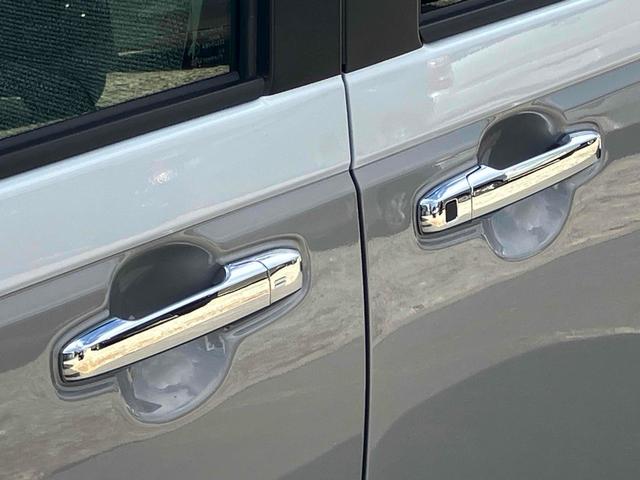 ムーヴキャンバス ストライプスＧ　バックカメラ　両側電動スライドドア　クリアランスソナー　レーンアシスト　衝突被害軽減システム　オートライト　ＬＥＤヘッドランプ　スマートキー　アイドリングストップ　電動格納ミラー　シートヒーター（18枚目）