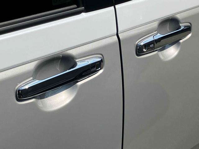 ムーヴキャンバス ストライプスＧ　バックカメラ　両側電動スライドドア　クリアランスソナー　レーンアシスト　衝突被害軽減システム　オートライト　ＬＥＤヘッドランプ　スマートキー　アイドリングストップ　電動格納ミラー　シートヒーター（25枚目）