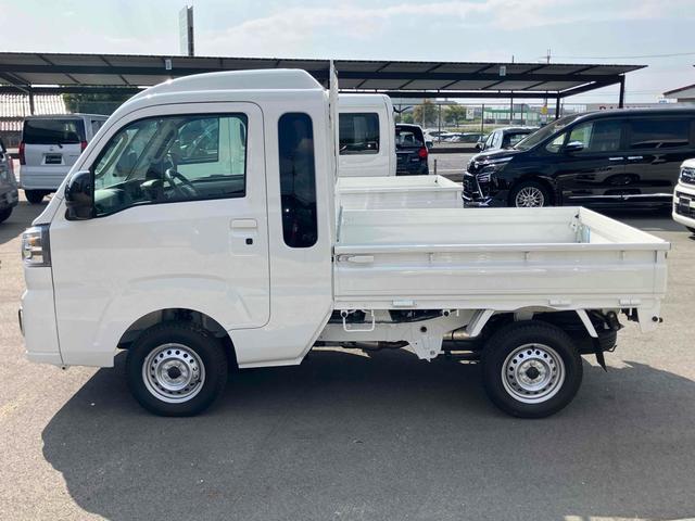 ハイゼットトラック ジャンボエクストラ　軽トラック　ＣＶＴ　衝突被害軽減システム　スマートキー　アイドリングストップ　電動格納ミラー　オートライト　ＥＳＣ　エアコン　パワーステアリング　パワーウィンドウ　運転席エアバッグ　助手席エアバッグ（7枚目）