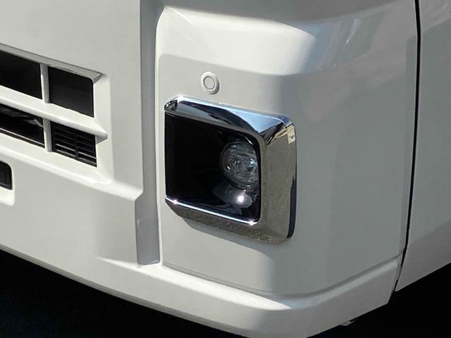 ハイゼットトラック ジャンボエクストラ　軽トラック　ＣＶＴ　衝突被害軽減システム　スマートキー　アイドリングストップ　電動格納ミラー　オートライト　ＥＳＣ　エアコン　パワーステアリング　パワーウィンドウ　運転席エアバッグ　助手席エアバッグ（23枚目）