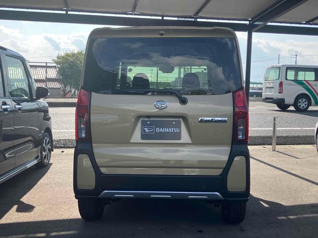 タント ファンクロスターボ　バックカメラ　両側電動スライドドア　クリアランスソナー　レーンアシスト　衝突被害軽減システム　オートライト　ＬＥＤヘッドランプ　ヘッドライトウォッシャー　スマートキー　アイドリングストップ（13枚目）