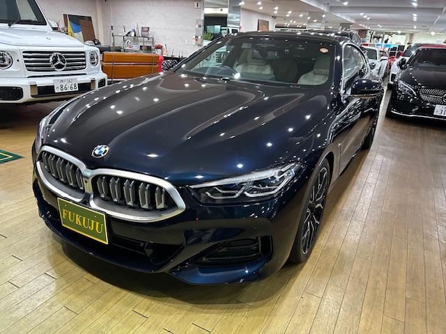 ８シリーズ ８４０ｉ　グランクーペ　エクスクルーシブ　Ｍスポーツ　パノラマルーフ　全周囲カメラ　Ｂｏｗｅｒｓ＆Ｗｉｌｋｉｎｓ　ヘッドアップディスプレイ　２０ＡＷ　コンビレザー　ベンチレーション／シートヒーター　外デジタルインナーミラー　クリスタルシフト　１オーナー（2枚目）