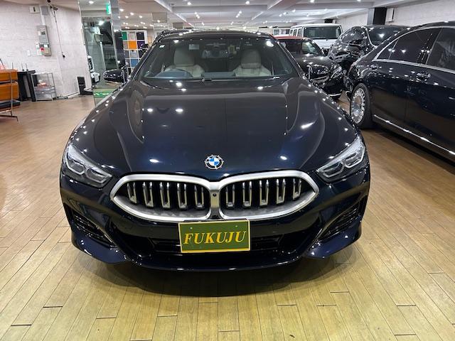 ８シリーズ ８４０ｉ　グランクーペ　エクスクルーシブ　Ｍスポーツ　パノラマルーフ　全周囲カメラ　Ｂｏｗｅｒｓ＆Ｗｉｌｋｉｎｓ　ヘッドアップディスプレイ　２０ＡＷ　コンビレザー　ベンチレーション／シートヒーター　外デジタルインナーミラー　クリスタルシフト　１オーナー（4枚目）