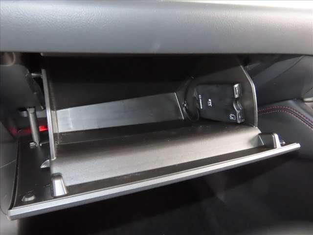 ＣＸ－５ ２．２　ＸＤ　ブラックトーンエディション　ディーゼルターボ　ナビ／ＥＴＣ／ワンオーナー／禁煙車／ＢＯＳＥ／３６０度（4枚目）