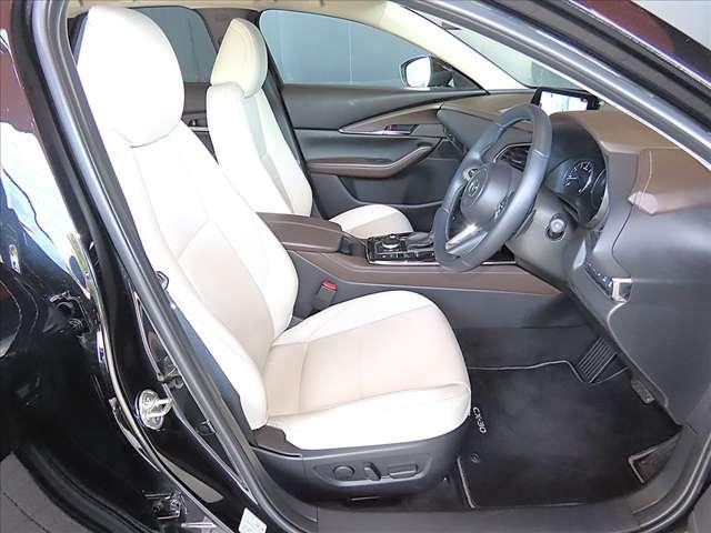 ＣＸ－３０ ２．０　２０Ｓ　プロアクティブ　ツーリングセレクション　３６０°ビューカメラ　電動シート（14枚目）