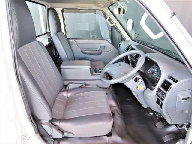 バネットトラック １．８　ＤＸ　ロング　ダブルタイヤ　４ＡＴ　積載１０００ｋｇ　禁煙車（13枚目）