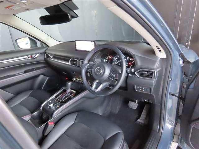 ＣＸ－５ ２．２　ＸＤ　ブラックトーンエディション　ディーゼルターボ　ナビ／禁煙車／ワンオーナー／３６０度カメラ／当（14枚目）