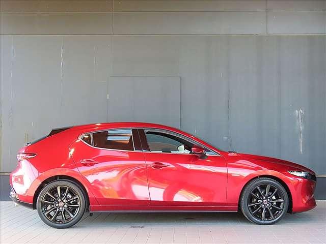 ＭＡＺＤＡ３ファストバック １．５　１５Ｓ　１００周年　特別記念車　２０２０ＷＣＤＯＴＹ　ＷＣＤＯＴＹ受賞記念モデル／ＢＯＳＥ／禁煙車／２カメラ（11枚目）