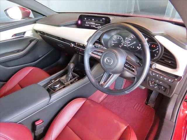 ＭＡＺＤＡ３ファストバック １．５　１５Ｓ　１００周年　特別記念車　２０２０ＷＣＤＯＴＹ　ＷＣＤＯＴＹ受賞記念モデル／ＢＯＳＥ／禁煙車／２カメラ（17枚目）