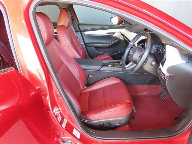 ＭＡＺＤＡ３ファストバック １．５　１５Ｓ　１００周年　特別記念車　２０２０ＷＣＤＯＴＹ　ＷＣＤＯＴＹ受賞記念モデル／ＢＯＳＥ／禁煙車／２カメラ（18枚目）
