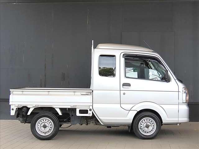 スーパーキャリイ ６６０　スーパーキャリイ　Ｌ　３方開　４ＷＤ　禁煙車／ＣＤチューナー／衝突被害軽減ブレーキ（6枚目）